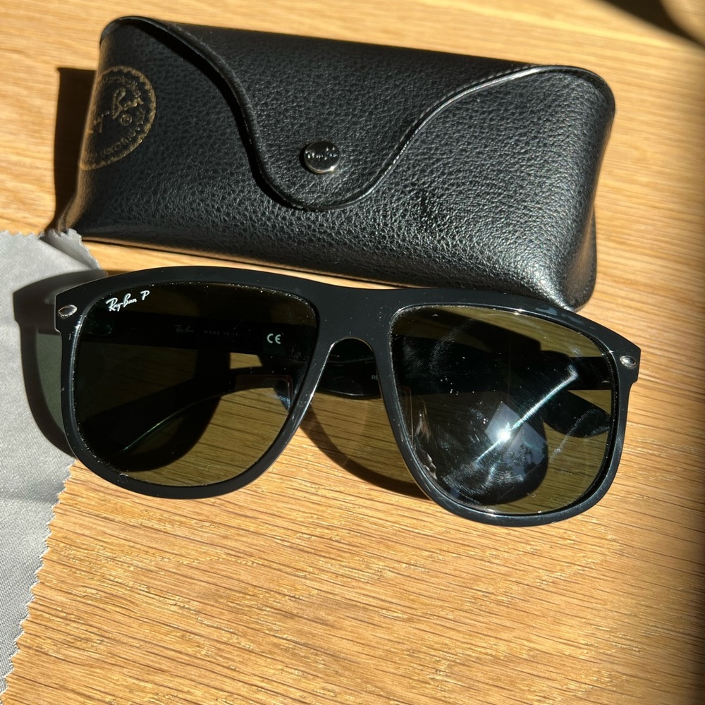 Ray-Ban
Highstreet 60mm Polarized Flat Top Sunglasses